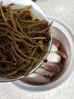 Make Tea mushroom chicken soup step 3