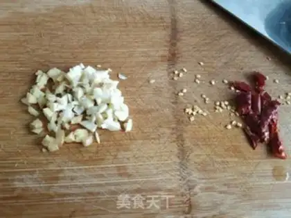 Make Spicy cabbage step 1