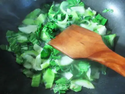 Make Egg-creamed rice noodles step 5