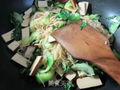 Make Egg-creamed rice noodles step 9