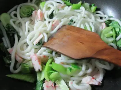 Make Shrimp-flavored potatoes step 6