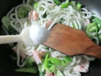 Make Shrimp-flavored potatoes step 7