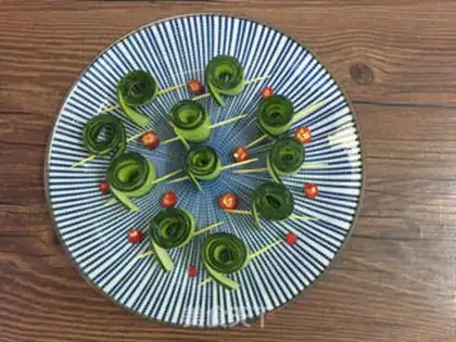 Make Clean cucumber rolls step 2