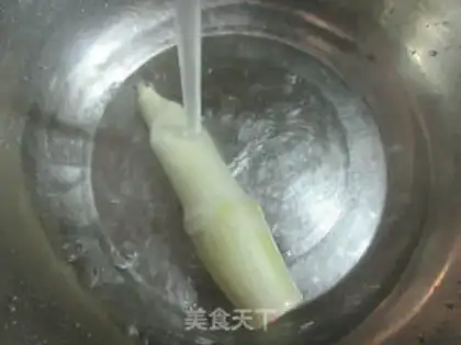 Make ♪ Duck eggs, peas, rice noodles ♪ step 3