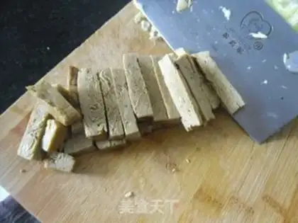 Make Round cabbage and tofu dry step 1