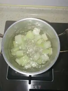 Make Pork shrimp, meatball soup step 4