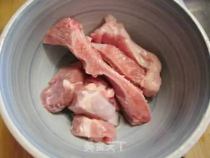 Make Three bean pigbone soup step 0