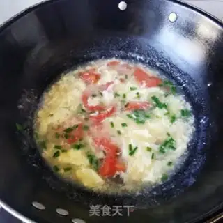 Make Tomatoe egg soup step 5