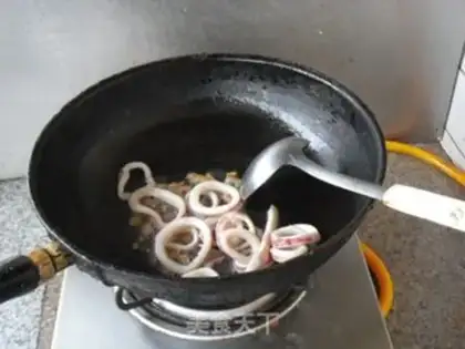 Make Spicy squid onions step 6