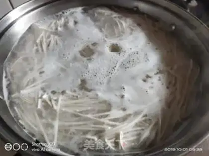 Make Cabbage for noodles step 1