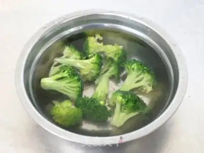 Make Fried salmon step 0