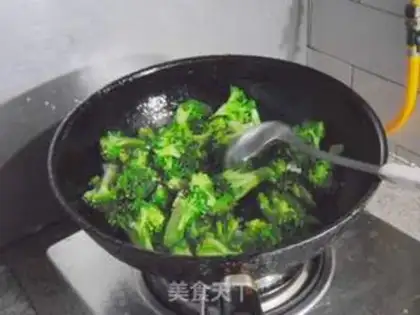 Make Shrimp ball broccoli step 8