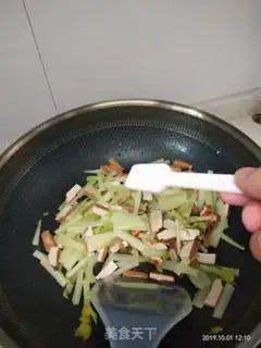 Make Celery fried beans step 6