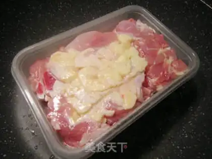 Make Double mushroom dry chicken step 0