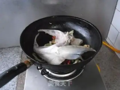 Make Burning fish jaws step 4