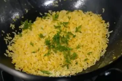Make Gold egg fried rice step 3