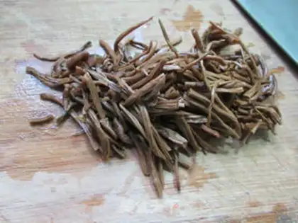 Make Eggs and tea and mushrooms step 2