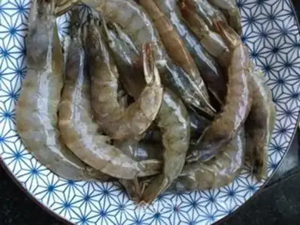 Make Peaches fried shrimp step 7