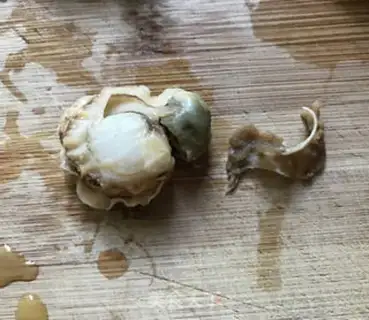 Make Pyramid fried scallops step 1