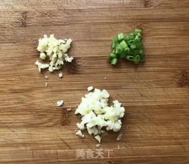 Make Pyramid fried scallops step 5