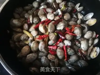 Make Spicy clams step 4