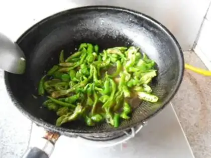 Make Hot peppers for bean skin step 6