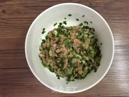 Make Pork dumplings step 3