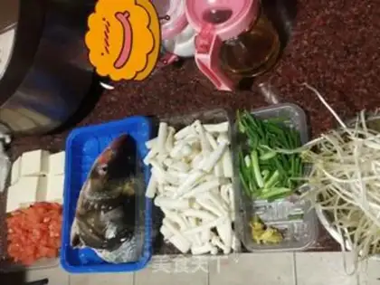 Make Tomato fungus. Fish tofu step 0