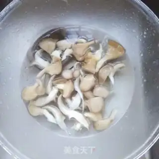 Make A green sushi step 1