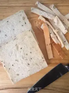 Make Eggs and potatoes and soy sauce step 0
