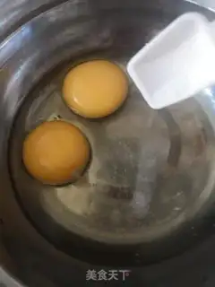 Make Eggs and potatoes and soy sauce step 4