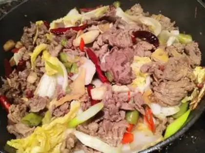 Make Home-cooked beef step 6