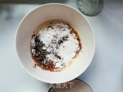 Make Coco-lace egg rolls step 2