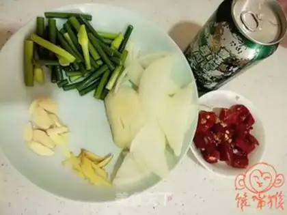 Make Spicy crabs step 1