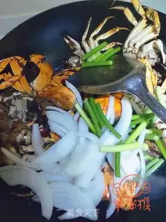 Make Spicy crabs step 12