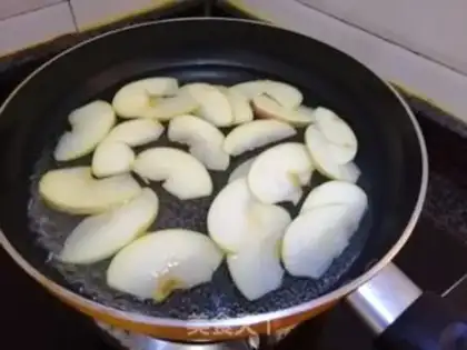 Make Family apple roses step 3