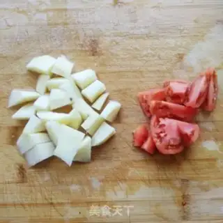Make Potato tomatoes for chicken chest step 0