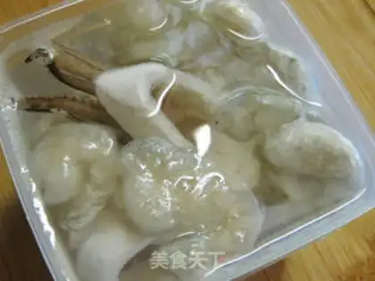 Make Coconut seafood soup step 2
