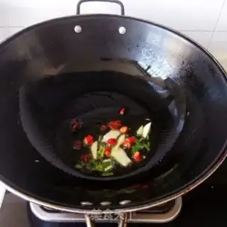 Make Potato tomatoes for chicken chest step 2