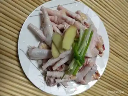 Make Hot chicken claws step 0