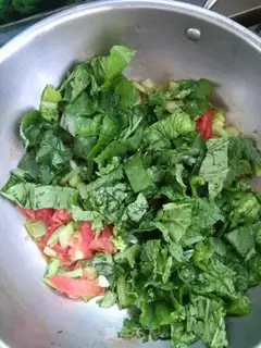 Make Tomato fried cabbage step 4