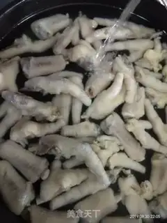 Make Hot chicken claws step 2