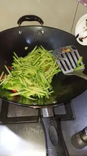 Make A white radish and powdered powder step 6