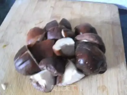 Make Three mushrooms step 2