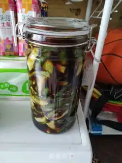 Make cucumber pickles step 9