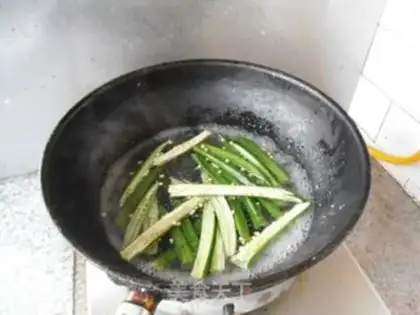 Make The white sunflower step 4
