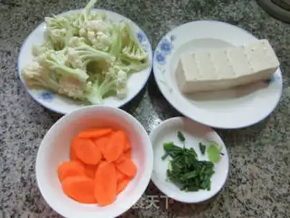 Make Carrot florist tofu step 0