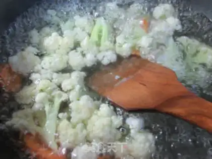 Make Carrot florist tofu step 2