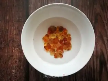 Make Peach soap horns, silver spoons step 0
