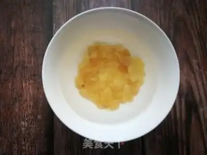 Make Peach soap horns, silver spoons step 1